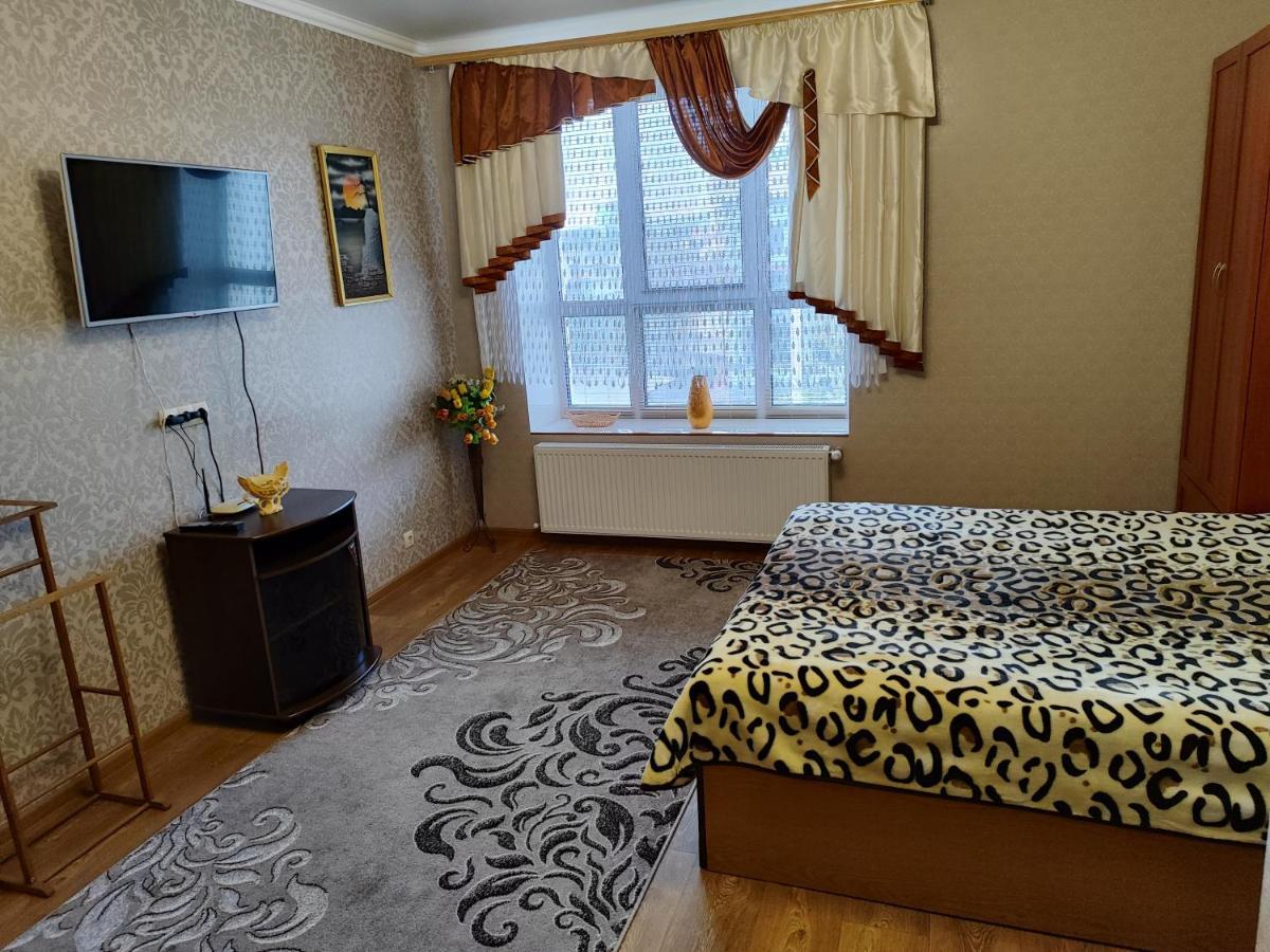 Новобудова Центр Либiдь Плаза Apartment Khmelʼnytsʼkyy Bagian luar foto