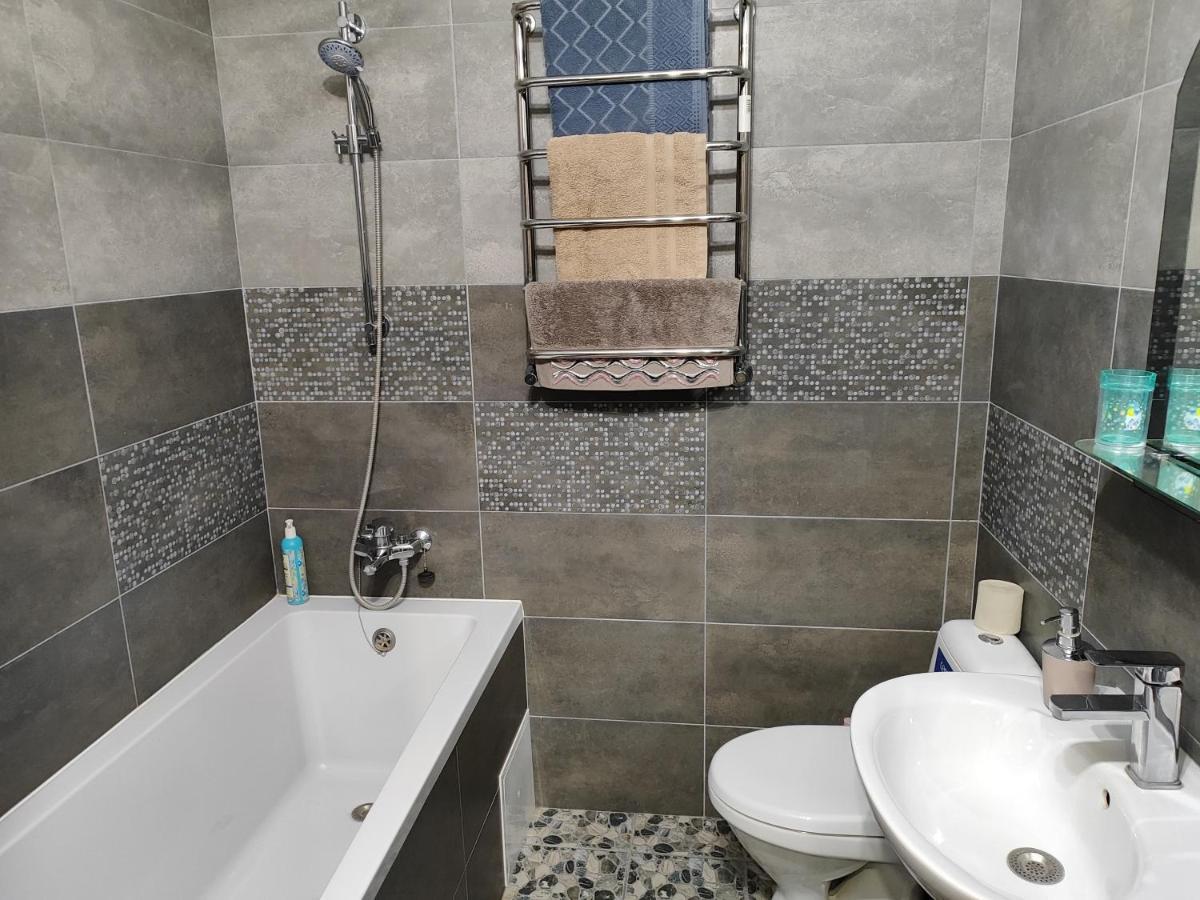 Новобудова Центр Либiдь Плаза Apartment Khmelʼnytsʼkyy Bagian luar foto
