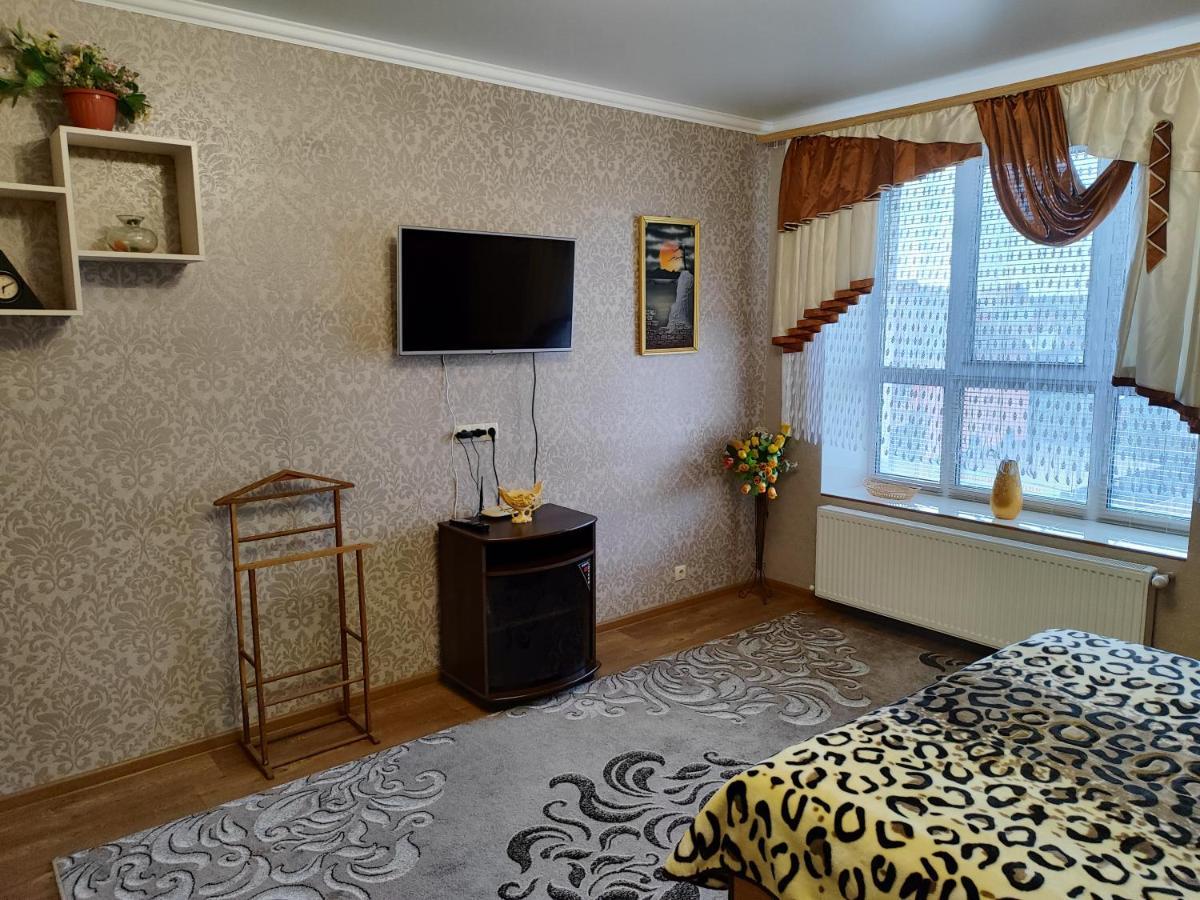 Новобудова Центр Либiдь Плаза Apartment Khmelʼnytsʼkyy Bagian luar foto